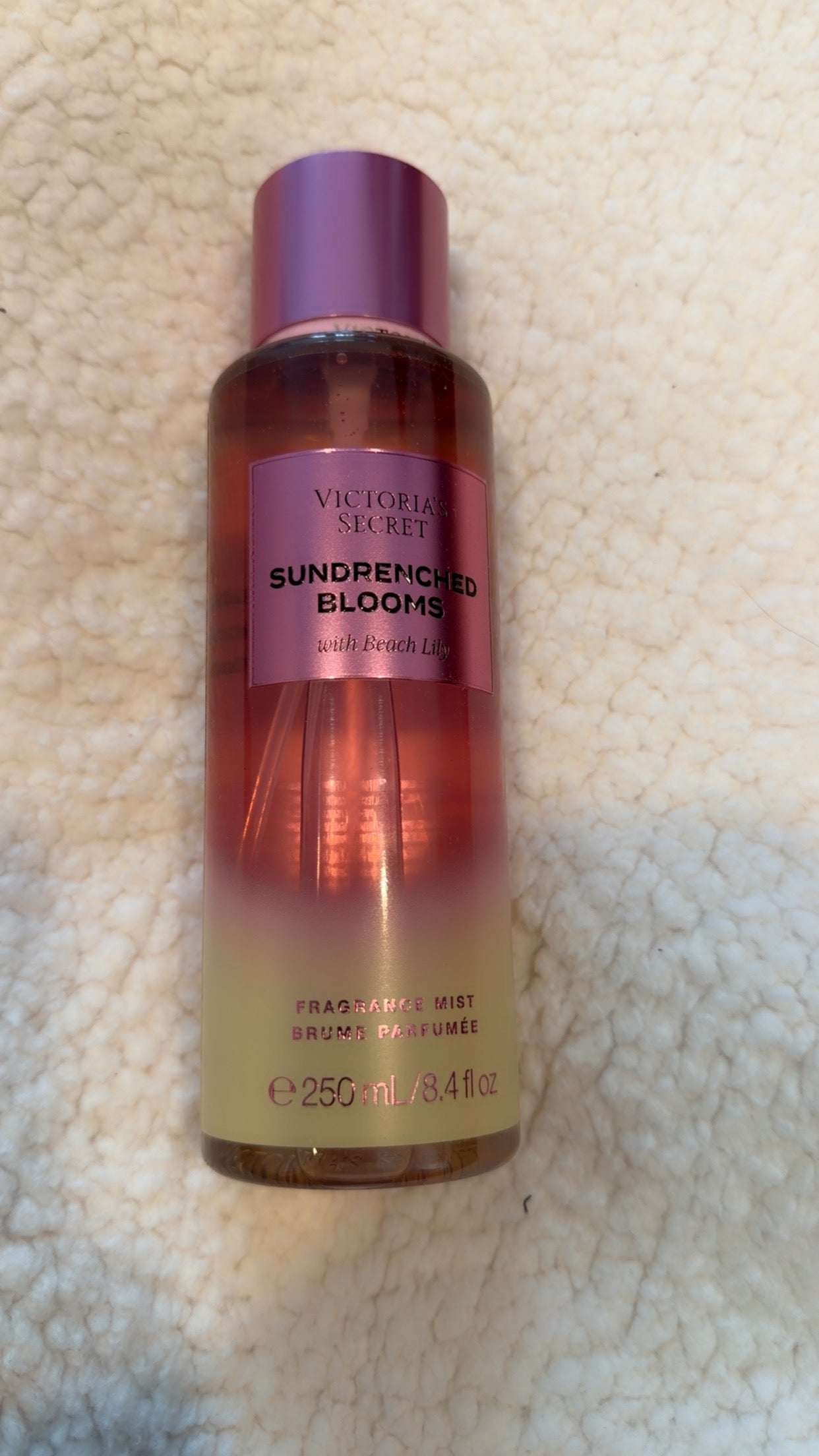 Sundrenched Blooms – Beach Lily Radiant Glow Body Mist (250ml)