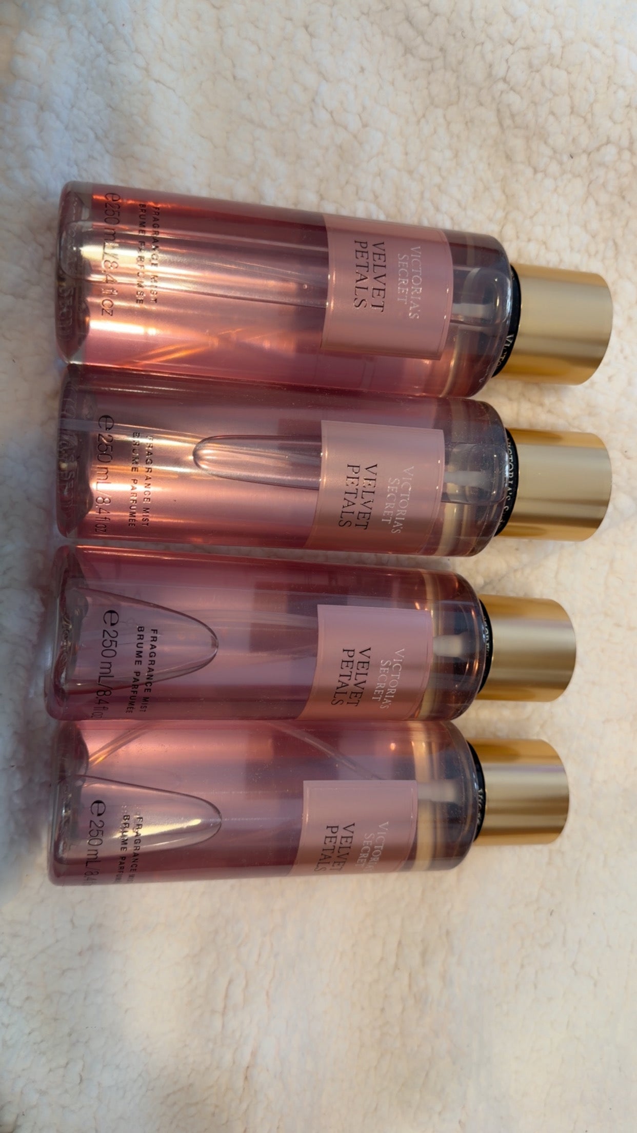 Velvet Petals – Soft Almond Glaze & Floral Luxe Body Mist (250ml)