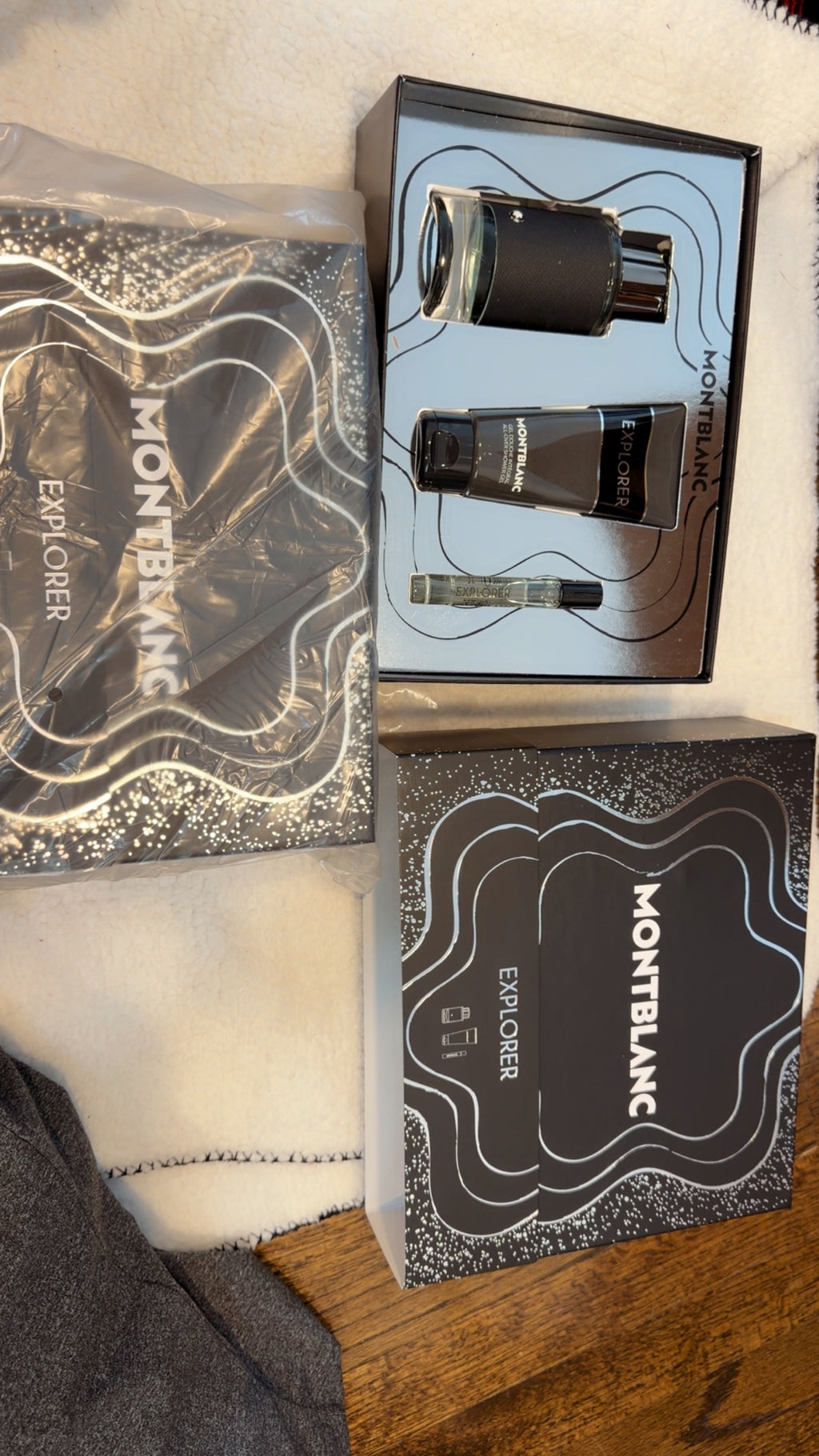 Montblanc Explorer – Luxury Men’s Fragrance Gift Set (3-Piece Set)